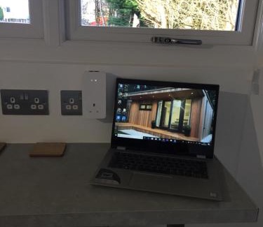 Achachork Apartment | Portree Garden Room