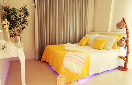 Ildır Koyu Villa | Poseidon Alaçatı Villa Çeşme Pool ,family friendly ,Wi-fi ,Private Beach