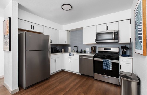 South Lamar Apartment | Posh & Serene 2BR w Private Patio