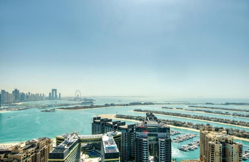 Palm Jumeirah Apartment | Posh Studio at The Palm Tower Palm Jumeirah by Deluxe Holiday Homes