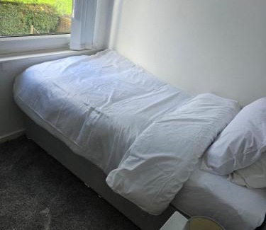Manchester House | Poshval