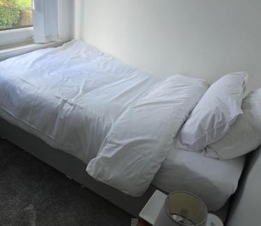 Manchester House | Poshval