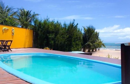 Baleia Hotel | Pousada Altas Horas Beach Club