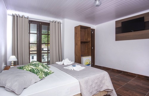 Praia de Barequecaba Hotel | Pousada Castelinho