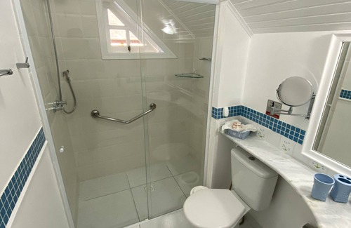Colinas Capivari Hotel | Pousada Chateau Colinas