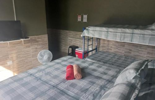 Mongagua House | Pousada Coqueirais