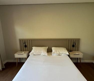 Lagoa da Conceicao Hotel | Pousada Jardim Da Lagoa