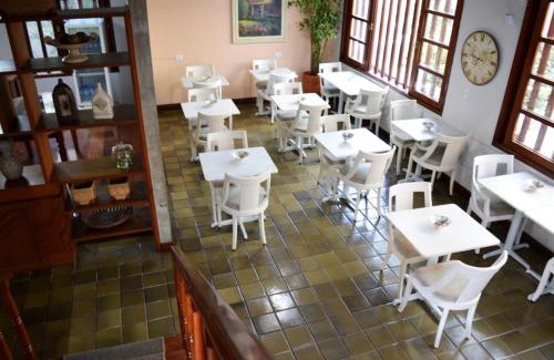 Jardim Arabutam Hotel | Pousada O Garimpo.