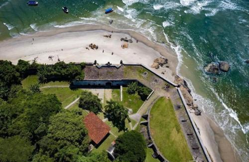 Paranagua Hotel | Pousada Pé Na Areia - ilha do mel