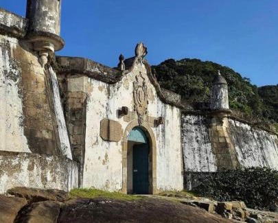 Paranagua Hotel | Pousada Pé Na Areia - ilha do mel