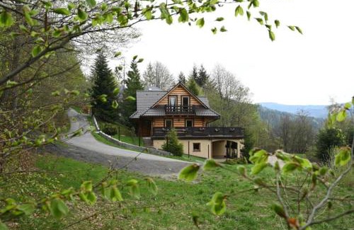 Wisla Villa | Poziomkowy Dom- Wisła, Dom z bali, Sauna, Taras