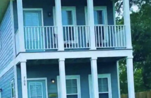 Sanders Beach House | Practically Perfect Place in Every Way