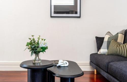 Prahran House | Prahran Timeless & Modern Haven, with parking