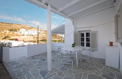 Platis Gialos Bed & Breakfast | Prasini Gonia