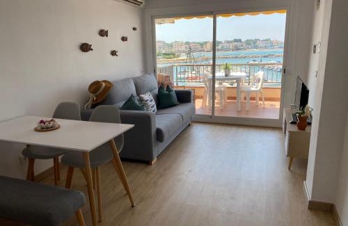 L'Escala Apartment | Precioso apartamento en primera línea de mar