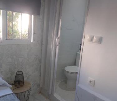 Palma-Palmilla Apartment | precioso apartamento moderno cerca del carrefour rosaleda