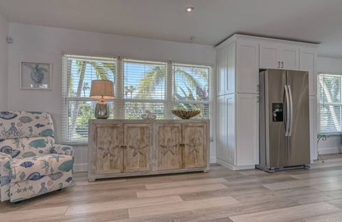 Sarasota House | Precise Realty presents The Waterway Escape