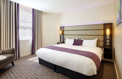 Catterick Garrison Hotel | Premier Inn Catterick Garrison