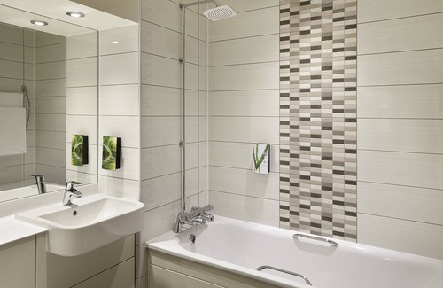Broughty Ferry Hotel | Premier Inn Dundee East