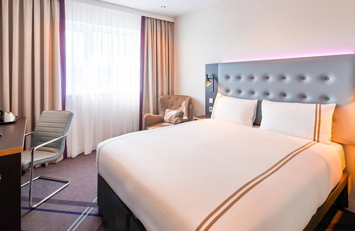 Hauptbahnhof Hotel | Premier Inn Saarbrücken City Congresshalle