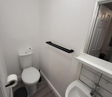 Newark upon Trent Apartment | Premier Studios Nottingham - Tring Vale