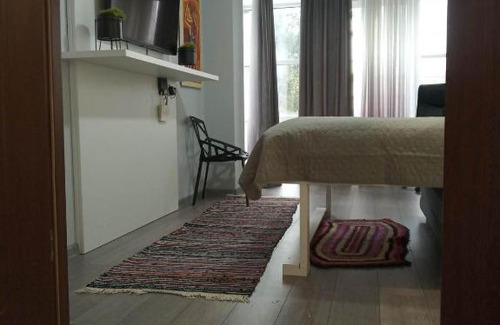 Riscani Apartment | Premium downtown apartment