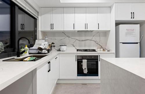 St James House | Premium Modern House-Walk to Curtin Uinversity-3 bedroom & 2 bathroom up for 4 People