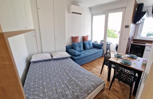 Meterize Apartment | Premium Studio Apartment