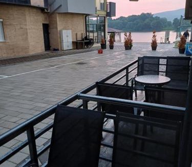 Veliko Gradiste Apartment | Prenoćište SILVER LUX Srebrno Jezero