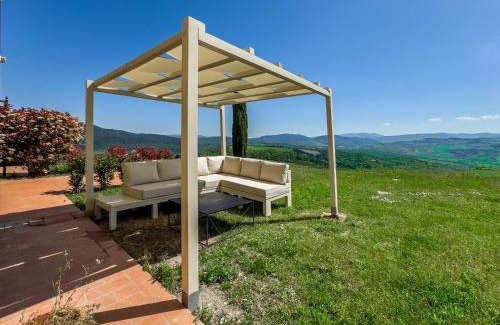 Volterra Apartment | Prestigious Home - Pool, Gazebo, and Stellar Views