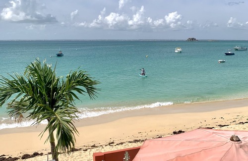Grand Case Apartment | Pretty Beach side appartment with a private garden. Unique setting, Unique spot