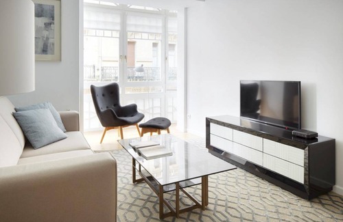 San Sebastian Centro Apartment | Prim Suite by FeelFree Rentals