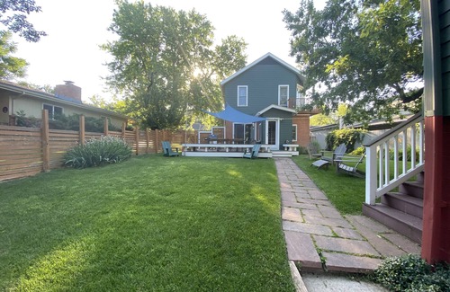 Newlands House | Prime Boulder neighbhorhood 3 Bed 2.5 Bath Available