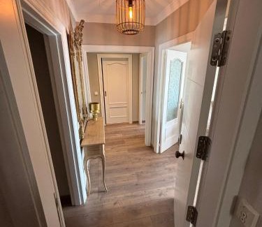 Roses Town Center Apartment | Primera Línea de Mar y Playa