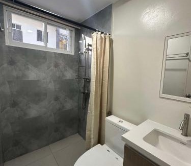 Lapu-Lapu Apartment | Primeworld - 2 Bedroom Family Suite with Balcony