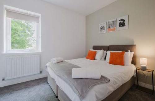 Upton Apartment | Pristine and Modern Home away from Home