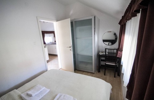 Katoro Apartment | Privacy in the centre of events