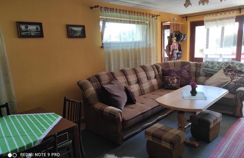 Nova Lesna House | Privat ALMA