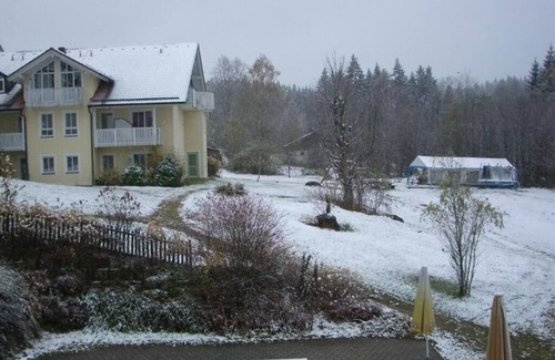 Lindberg Hotel | Private 27 m² double room in the Ahornhof, free use of pool+bath+sauna