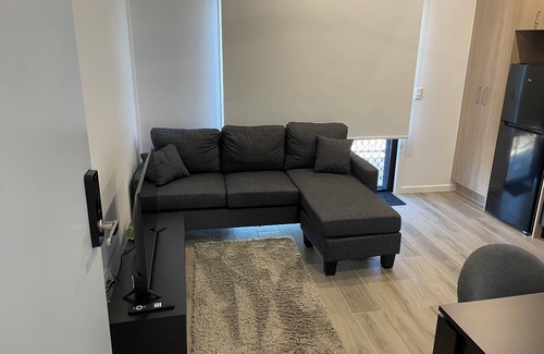 Collingwood Park Apartment | Private apartment room unit, fully furnished located 35 mins from Brisbane cbd