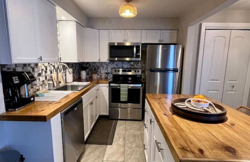 Cocoa Beach Condo | Private Beach Access 2 Bedroom Condo w Heated Pool