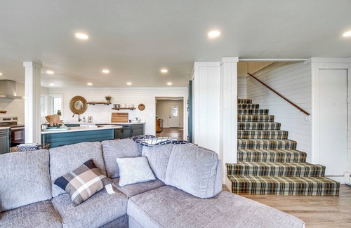 Brainerd House | Private Beach: Lakefront Escape in Brainerd!
