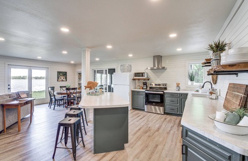 Brainerd House | Private Beach: Lakefront Escape in Brainerd!