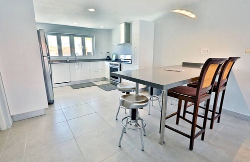 Malmok Villa | Private chef,46 seconds to BEACH,Pool side massage, UTV`s, more