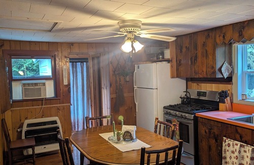 Indian Lake Cottage | Private, Cozy Cottage in the woods
