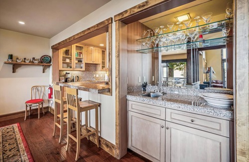 Tahoe City Condo | Private Feel Lakeview Corner Condo Unit #5