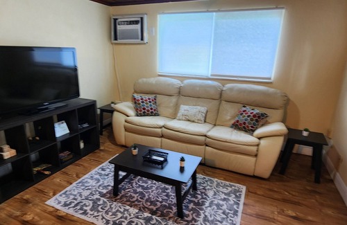 Brandon Apartment | Private Furnished Apartment - Quiet, Safe & More!