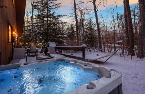 Tobyhanna House | Private Hot Tub and Game Room Pocono Family Cabin!