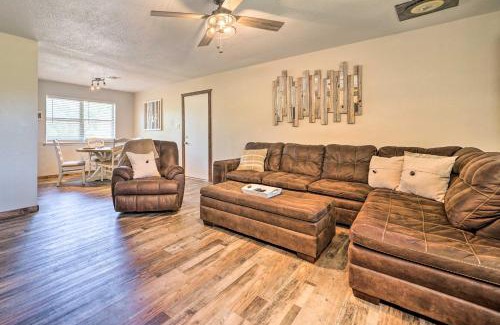 Broken Bow House | Private Hot Tub and Yard Secluded Broken Bow Home!