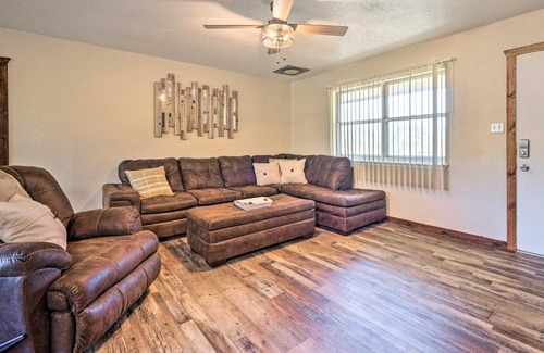 Broken Bow House | Private Hot Tub and Yard Secluded Broken Bow Home!